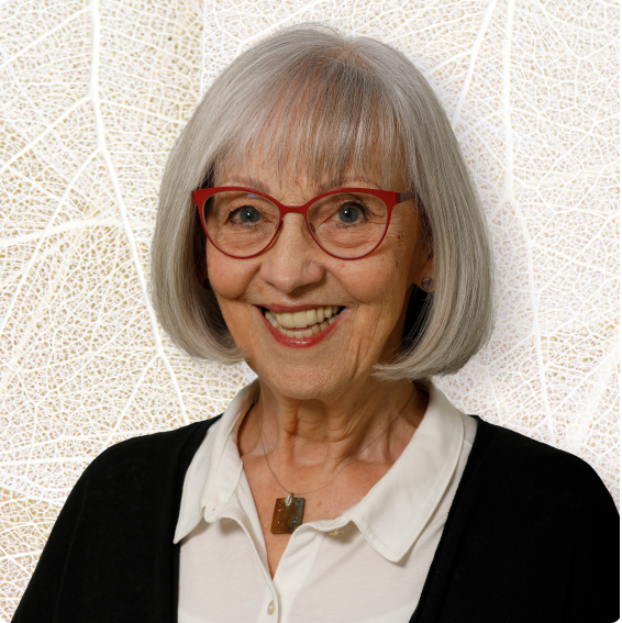 lynda pege section 1x